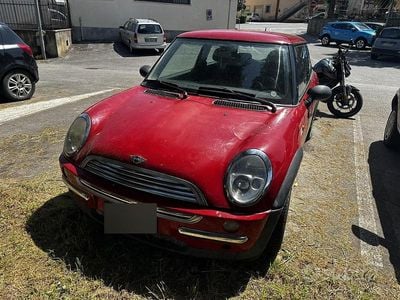 Usata Mini ONE 90 CV (66 kW) 2003 Rosso Utilitaria
