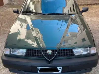 Usata Alfa Romeo 155 126 CV (92 kW) 1994 Verde Berlina