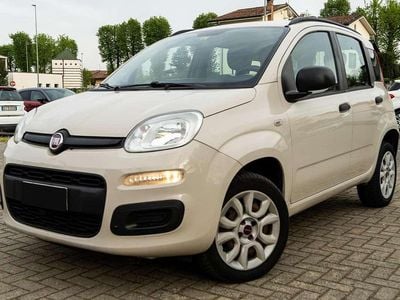 Usata Fiat Panda Lounge 80 CV (58 kW) 2014 Beige Utilitaria