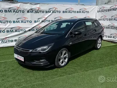 Usata Opel Astra Business 110 CV (80 kW) 2018 Nero Station wagon