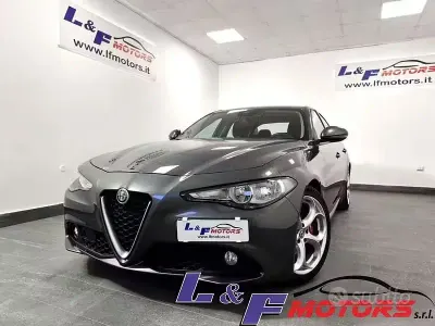 Usata Alfa Romeo Giulia Business 149 CV (109 kW) 2016 Grigio Berlina