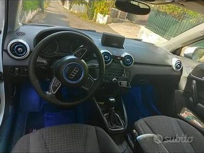 Usata Audi A1 105 CV (77 kW) 2011 Bianco Utilitaria