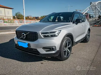 Usata Volvo XC40 R-Design 163 CV (119 kW) 2019 SUV