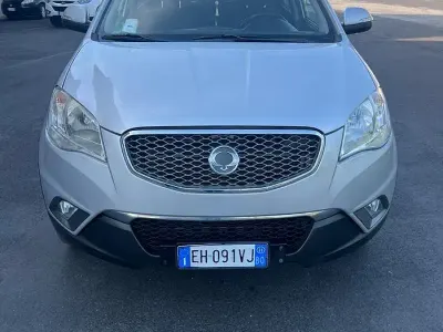 Usata SsangYong Korando 175 CV (128 kW) 2011 Grigio SUV