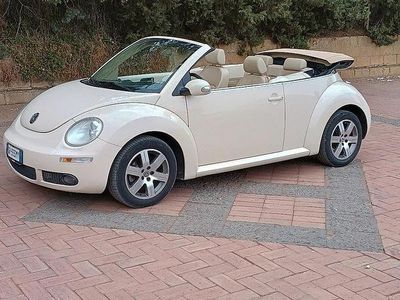 Usata VW New Beetle 105 CV (77 kW) 2008 Utilitaria