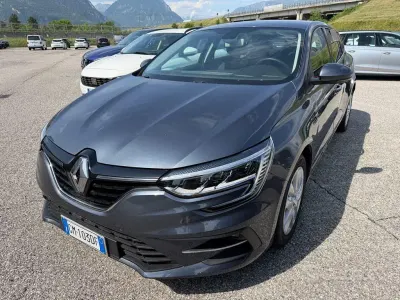Usata Renault Mégane GrandTour Equilibre 116 CV (85 kW) 2023 Grigio Station wagon