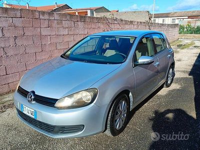 Usata VW Golf VI 102 CV (75 kW) 2010 Grigio Utilitaria