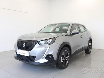 Usata Peugeot 2008 Active 110 CV (80 kW) 2021 Grigio SUV