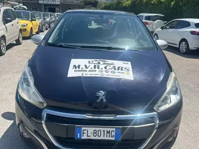 Usata Peugeot 208 Active 75 CV (55 kW) 2018 Blu Utilitaria