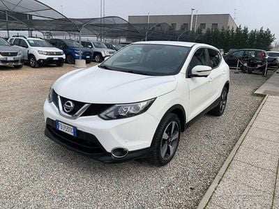 Usata Nissan Qashqai Tekna 110 CV (80 kW) 2016 Bianco SUV
