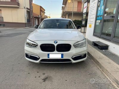 usata BMW 116 serie 1 d URBAN Navi 2017