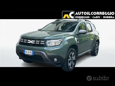Usata Dacia Duster Journey 101 CV (74 kW) 2023 Verde chiaro SUV