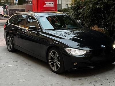 Usata BMW 316 Sport Line 116 CV (85 kW) 2014 Nero Station wagon