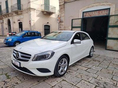 Usata Mercedes A180 108 CV (79 kW) 2014 Bianco Berlina