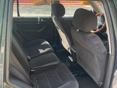 Begagnad VW Golf IV 101 HK (74 kW) 2003 Kombi