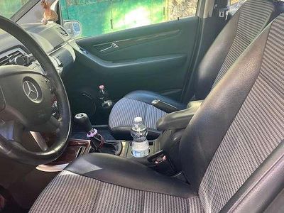 Usata Mercedes B200 140 CV (102 kW) 2007 Monovolume