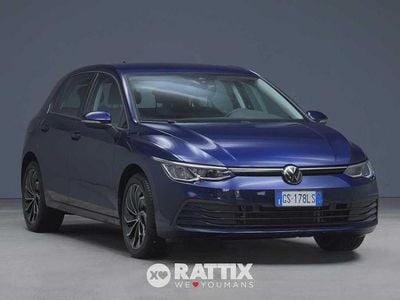 Blu Usata 2023 VW Golf Life Berlina | 24.433 € (Buon prezzo)