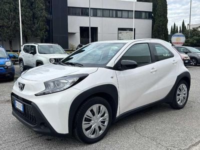 Usata Toyota Aygo X Active 72 CV (52 kW) 2025 Bianco SUV