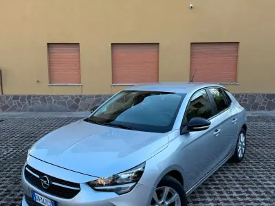 Usata Opel Corsa Edition 75 CV (55 kW) 2023 Argento Utilitaria