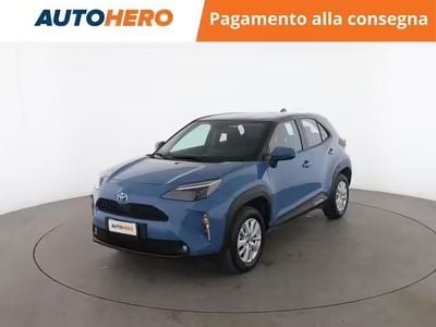 Usata Toyota Yaris Cross Active 92 CV (67 kW) 2022 Blu/azzurro SUV