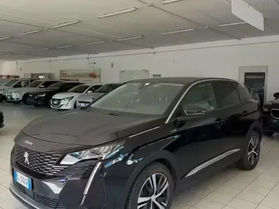Usata Peugeot 3008 Allure 224 CV (164 kW) 2022 Nero SUV