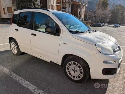 Usata Fiat Panda Easy 69 CV (50 kW) 2015 Bianco Utilitaria