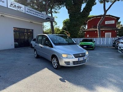 Usata Fiat Multipla Emotion 103 CV (75 kW) 2010 Argento Monovolume