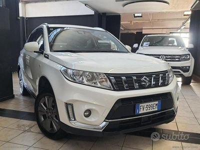 Usata Suzuki Vitara 111 CV (81 kW) 2019 Bianco SUV