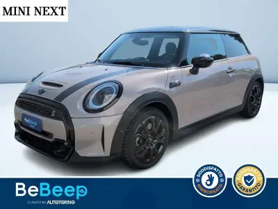 Usata Mini Cooper S Classic 178 CV (130 kW) 2024 Grigio metallizzato Utilitaria