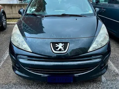Usata Peugeot 207 73 CV (53 kW) 2008 Berlina