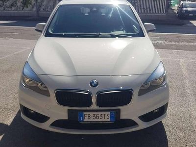 Begagnad BMW 216 Active Tourer Advantage 116 HK (85 kW) 2016 Minibuss