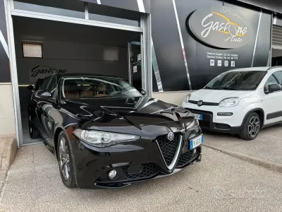 Usado Alfa Romeo Giulia Business Launch Edition 150 HP (110 kW) 2017 Preto Sedan