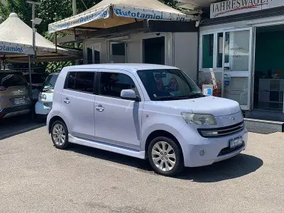 Usata Daihatsu Materia HIRO 91 CV (66 kW) 2007 Blu Monovolume