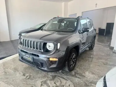 Usata Jeep Renegade Longitude 130 CV (95 kW) 2022 Grigio SUV