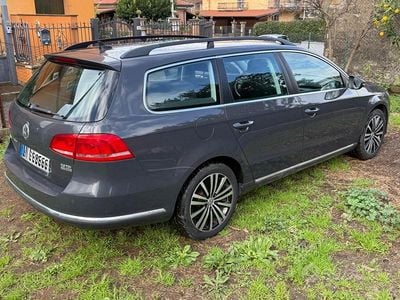 Usata VW Passat Highline 140 CV (102 kW) 2012 Grigio Station wagon