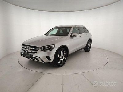 Mercedes GLC200