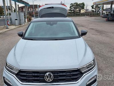 Usata VW T-Roc Style 116 CV (85 kW) 2019 Bianco SUV