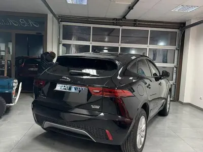 Usata Jaguar E-Pace 200 CV (147 kW) 2019 Nero SUV
