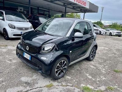 Usata Smart ForTwo Coupé Passion 71 CV (52 kW) 2017 Nero Utilitaria