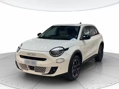 Usata Fiat 600 La Prima 101 CV (74 kW) 2025 Bianco SUV