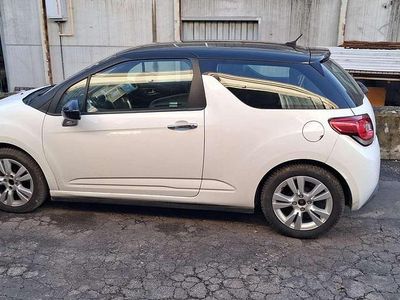 Bianco Usata 2011 Citroën DS3 Chic Berlina | 3850 € (Buon prezzo)