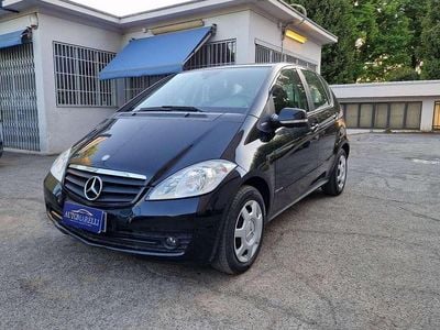 Gebraucht Mercedes A160 Executive 95 PS (69 kW) 2011 Schwarz Van / Kleinbus
