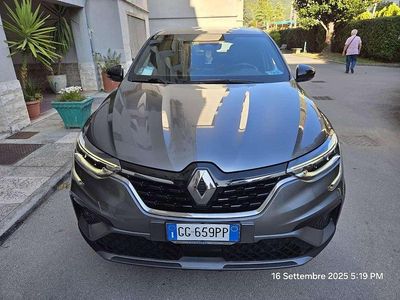 Usata Renault Arkana R.S. 94 CV (69 kW) 2021 Grigio SUV