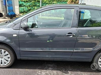 Begagnad VW Fox 75 HK (55 kW) 2005 Halvkombi