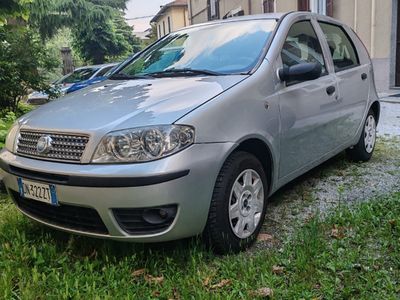 Usata Fiat Punto 80 CV (58 kW) 2008 Grigio Utilitaria