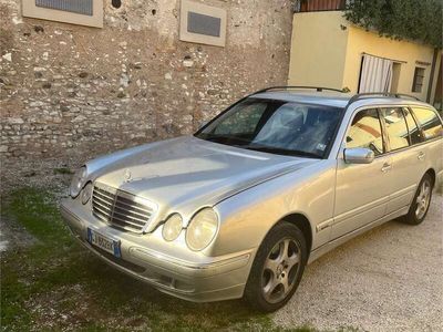 usata Mercedes E430 Classe E - W210 SW SW V8 Avantgarde 4matic