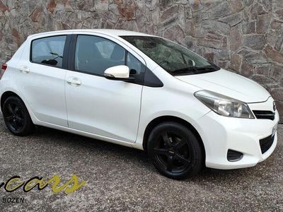 usata Toyota Yaris 1.0 5 porte - Neopatentati