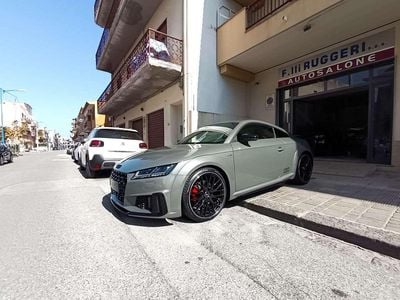 Usata Audi TT Ambiente 197 CV (144 kW) 2023 Grigio chronos Coupé