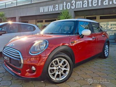 Usata Mini Cooper D 116 CV (85 kW) 2015 Rosso Utilitaria