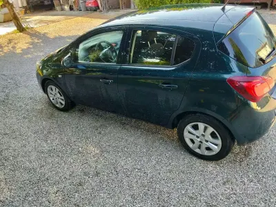 Usata Opel Corsa 75 CV (55 kW) 2015 Verde Utilitaria